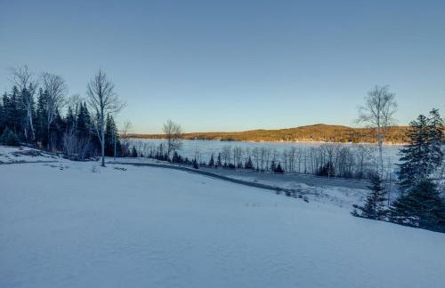 Spacious Eagle Lake Home with Fireplace and Deck - Foto 38