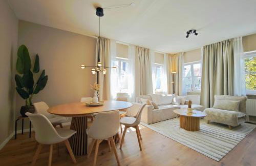 NEU! KINGS-Apartment - 300m zum Bahnhof - 6 Personen - Küche - Gerberplatz - Foto 4