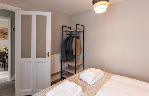 Modern 4BR House - Sleeps 10 - Central Birmingham - FREE Parking - Foto 30