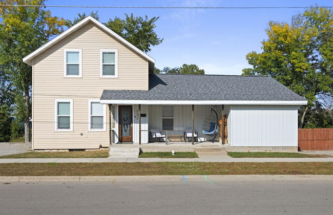 Lazy River Villa - Hottub Fenced Yard Sleeps 11 - Foto 51