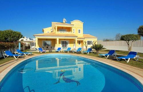 VILLA LINDA Palace - Foto 1