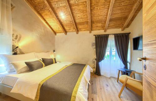 Luxury Jerini Estate - Photo 71