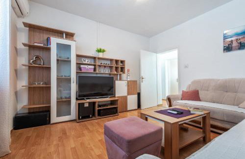 Apartment Mihaela - Photo 6