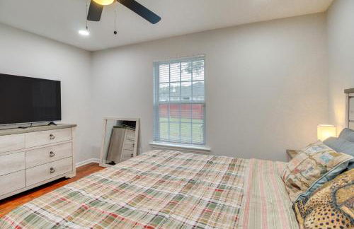 3 Mi to Oglethorpe Mall Home with Fenced Yard! - Foto 13