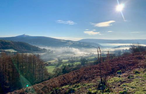Black Mountains Stylish Hideaway, nr Crickhowell - Photo 10
