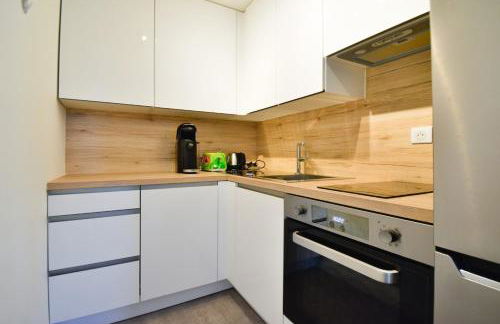 Bruyères with deck and private parking - Photo 8