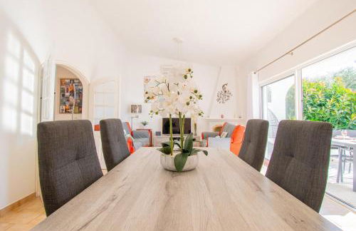 99 ADM Casa Mendes Fabulous Townhouse With Share - Foto 32