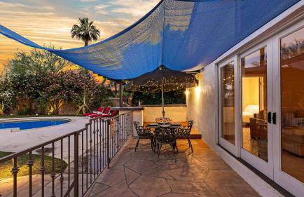 Dandelion by Avantstay Pool, 0.2mi to Downtown! - Foto 6