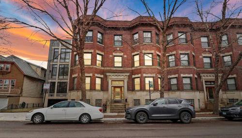 Modern & Spacious 3BR Apt with In-Unit Laundry - Bstone 2 - Foto 4