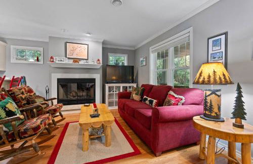 Blue Bear Cottage at Simple Life Rentals - Foto 8