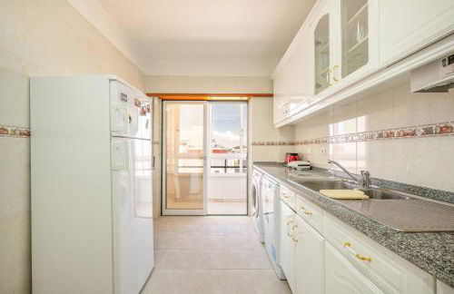 GuestReady - Caparica Beach Lover's Dream - Foto 13