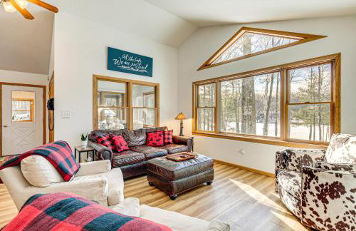 Lakefront Home with Private Beach in Rhinelander! - Foto 4
