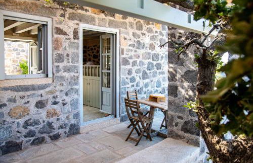 Pavlaina Complex of Traditional Residences in Nisyros. Enjoy the garden and the Sea View - Foto 26
