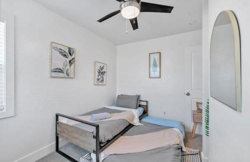 Close to Downtown! Private Yard, Fire Pit,Games - Photo 20