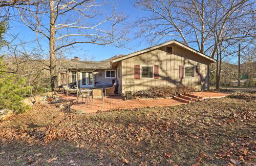 Holiday Island Home: Hot Tub & Wood Stove! - Foto 30