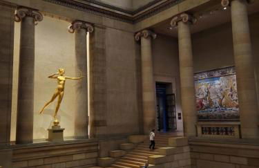 Spacious Center City 3BR 4BA with Arcade - Sleeps 8 - Foto 51