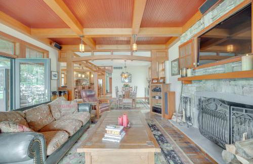 Luxe Family Home on Orange Lake with Private Dock! - Foto 5