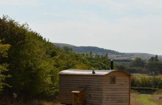 Under the Stars Shepherds Huts at Harbors Lake - Photo 20