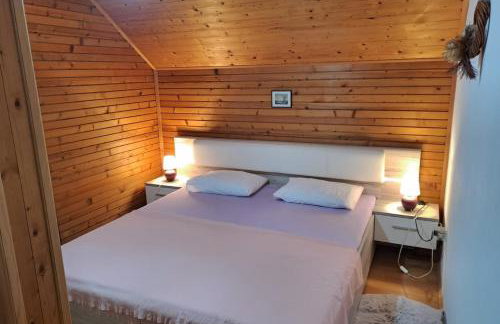 Apartments with parking space Donji Cerovac, Plitvice - 24434 - Foto 2