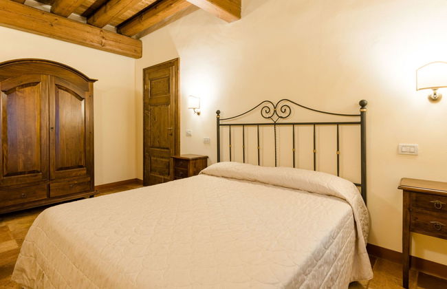 2 bedroom Apartment in Desenzano del Garda with swimming pool and garden - Photo 9