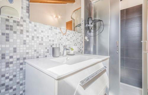 Stazione 200m - Wifi - Aria condizionata - Smart TV - Photo 14