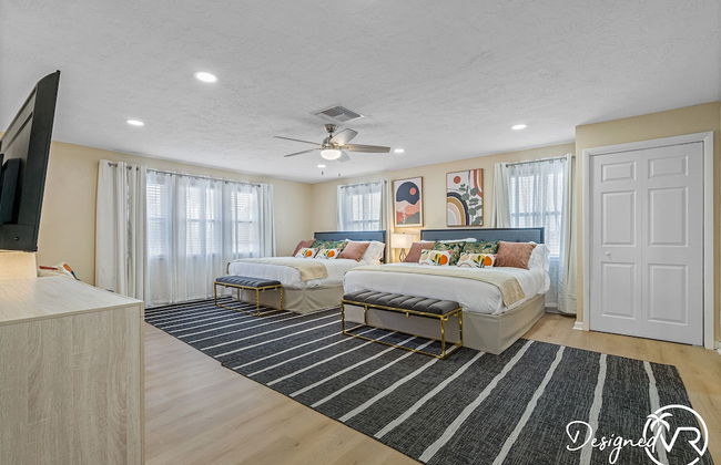 8 BR Heated Pool & Soccer Field - Photo 13