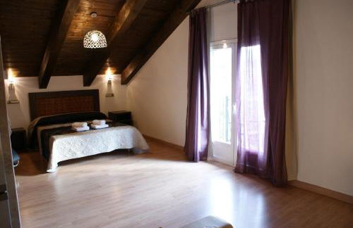 Puerta de Ordesa Garden - Photo 11