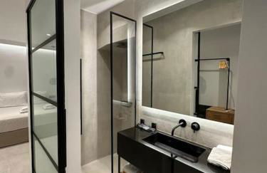 Bonita Luxury Room with Window - Photo 6
