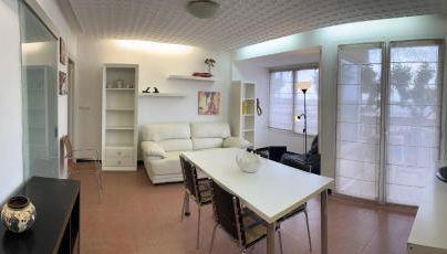 ALQUILER PISO BLANES con VISTAS AL MAR - Photo 4