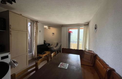 Résidence Ecrin 6 - Les Deux Alpes – Appartement cosy au pied des pistes dans le calme du quartier 1800 MAE-5531 - Photo 2