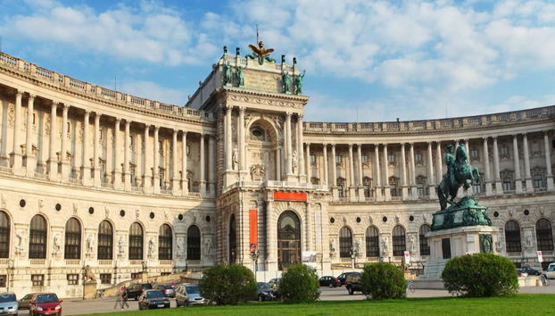 Medieval Legends of Vienna - City Exploration Game - Photo 2