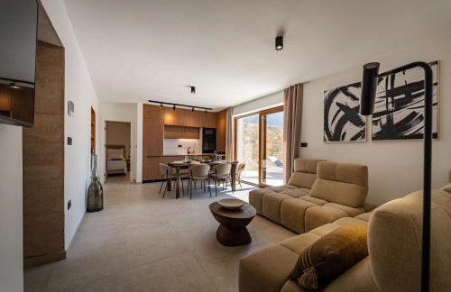 Cortile House - Photo 23