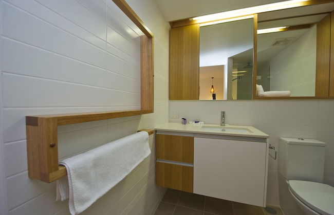 Maggies Beachfront Apt. 8 - Photo 11