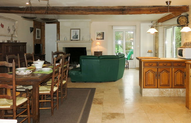 3 bedroom House in Cambes-en-Plaine with garden and terrace - Photo 4