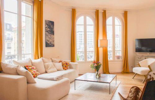 Spacious and bright 95m apartment in Courbevoie - Foto 6