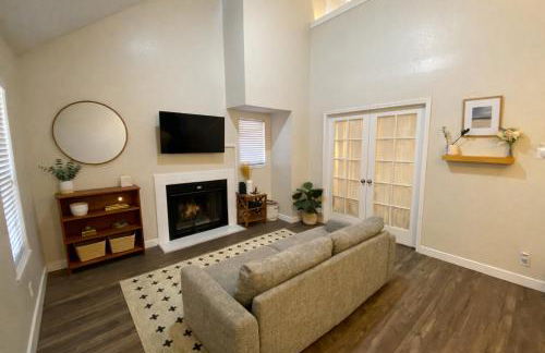 Lovely 2-bdrm Loft • Perfect Location • Downtown - Foto 3