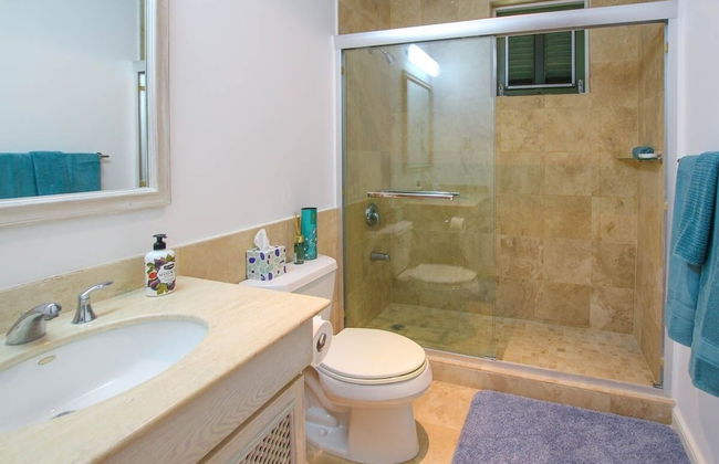 Ocean views apt with shared rooftop pool: Beacon Hill Surf by BSL Rentals - Foto 16