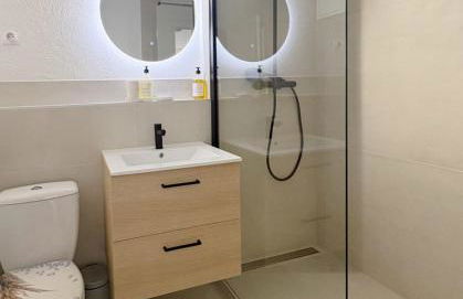 Cozy renovated flat with city view - Foto 22