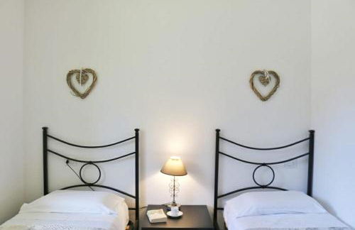 Montagna del Sole w/ Pool - Foto 18