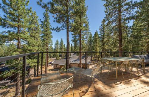 Modern Eco Retreat with Hot Tub and Views - Foto 61