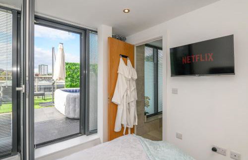 Luxury Penthouse with Private Hot Tub Overlooking Leeds City Centre - Foto 24