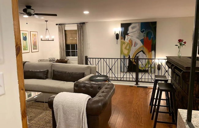 Five-star Historic Boyd Harvey Carriage House 2 Bedroom Home by RedAwning - Foto 13