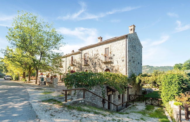 Vibrant Cottage near Lake in Bomba - Foto 32