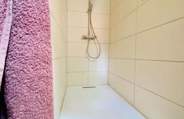 Joe's Home Naumburg -modern,vintage Apartment - Foto 16