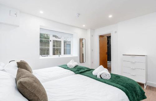 Dovedale Manor 8 Bedrooms - Photo 21