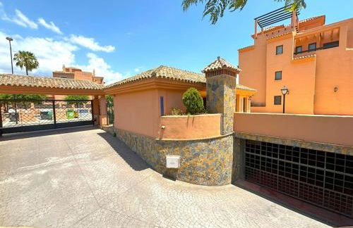 Evans Realty AX Playa & Piscinas & Garaje - Photo 44