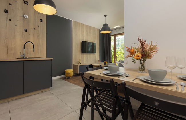 Modern Zoliborz Apartment by Renters - Foto 16