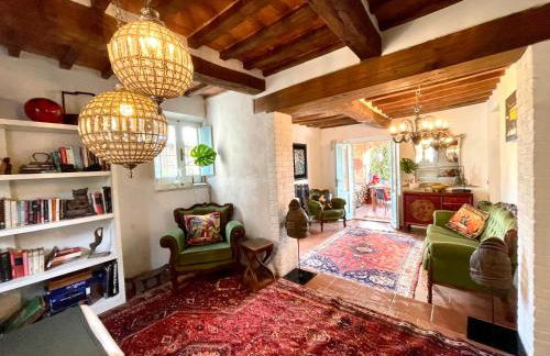 Magical Villa di Gioia Large 6-Bedroom Family Villa with Breathtaking views, Private Garden and Olive grove - in a Cool Village on the Umbria Tuscany Border - Foto 11