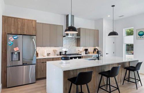 Luxury Getaway Near AT&T Stadium - 4BR Entire House-Hot Tub & Arcade - Foto 45