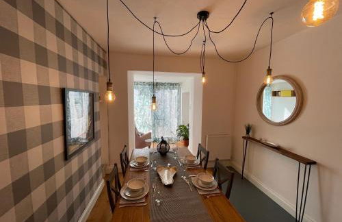 Cheerful 2 Bedroom Townhouse with Cinema Loft - Foto 32